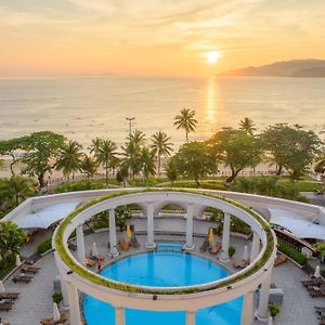 Sunrise Nha Trang Beach Hotel & Spa